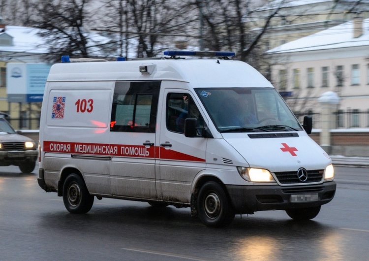 Два человека получили ранения из-за атаки беспилотника на машину