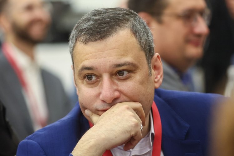 Стало известно, кем работал отец погибших в пожаре в Курской области детей