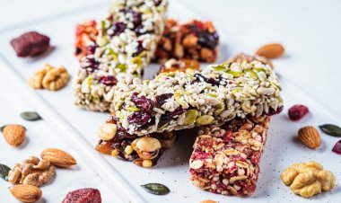 Вкуснее сникерса! Рецепт в пост: готовим финиковую колбаску. Витаминный хит