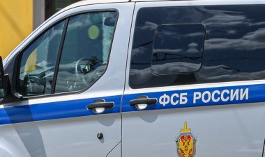 Двух стендап-комиков лишили гражданства России
