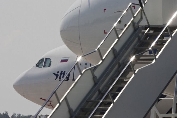 Временные ограничения на работу введены в двух российских аэропортах